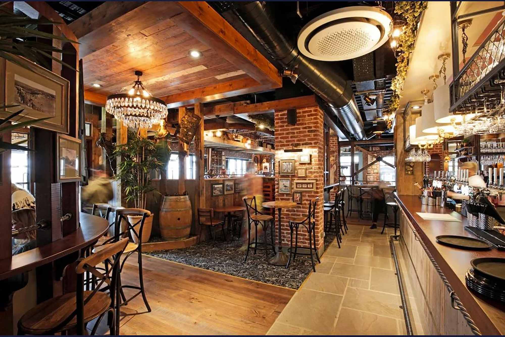 Interior view of the Seaburn Inn, Sunderland